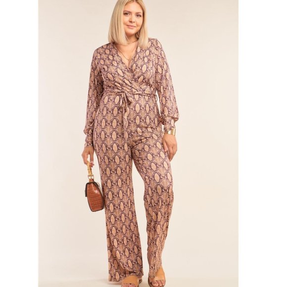 Plus Size Python Print Jumpsuit NWT - Picture 3 of 5